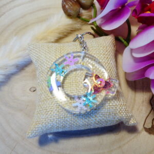 PORTE CLEF LETTRE Q EN RESINE ET GROSES PAILLETTES