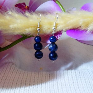 BOUCLE D&rsquo;OREILLES EN SODALITE SUR CROCHET ARGENT 925