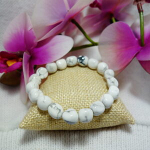 HOWLITE