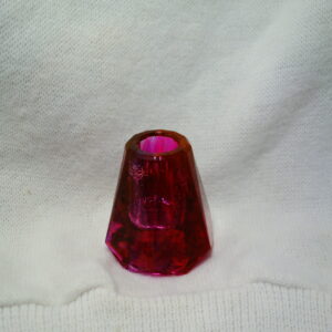 POT A BROSSE A DENTS ROSE VIOLET SELON LUMIERE