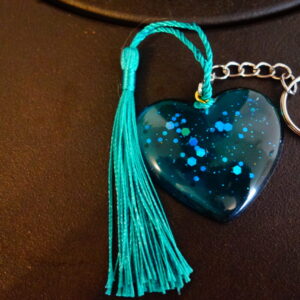 PORTE CLEF COEUR MAMAN PAILLETTE BLEU ET PONPOM BLEU
