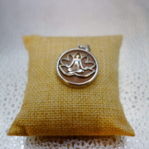 FLEUR DE LOTUS BOUDDHA SUR QUARTZ ROSE
