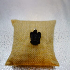 ONYX PETIT ANGE EN PENDENTIF