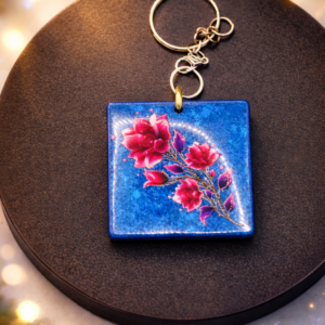 Porte-clefs carré en résine motif floral